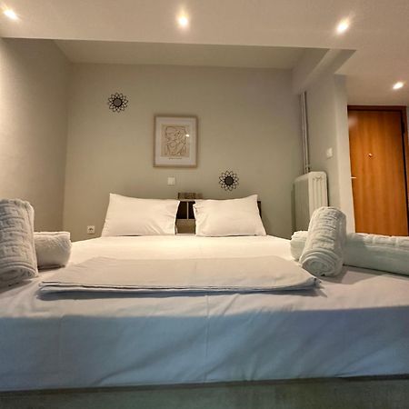 Just For Two Apartment เอเธนส์ ภายนอก รูปภาพ