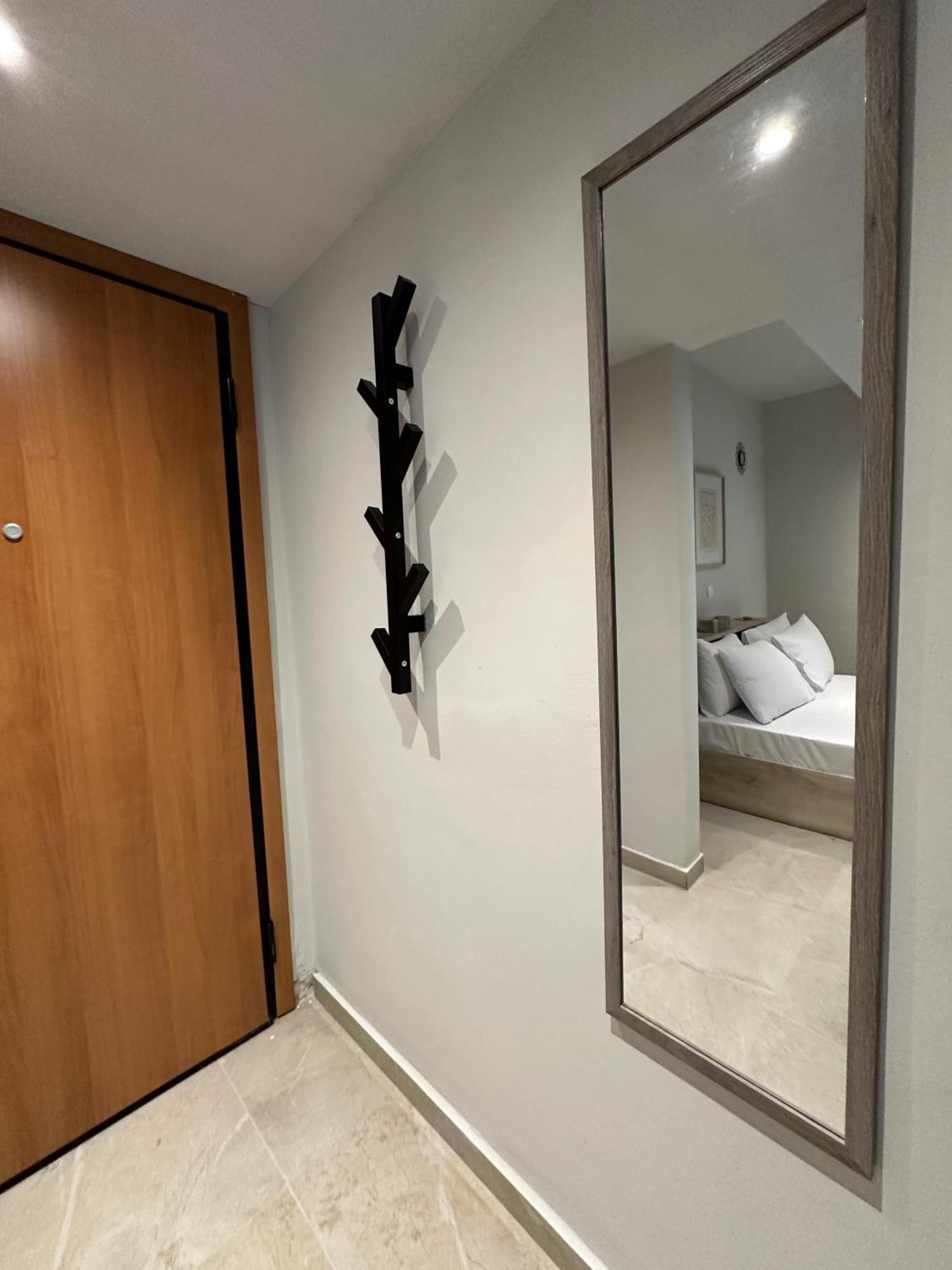 Just For Two Apartment เอเธนส์ ภายนอก รูปภาพ