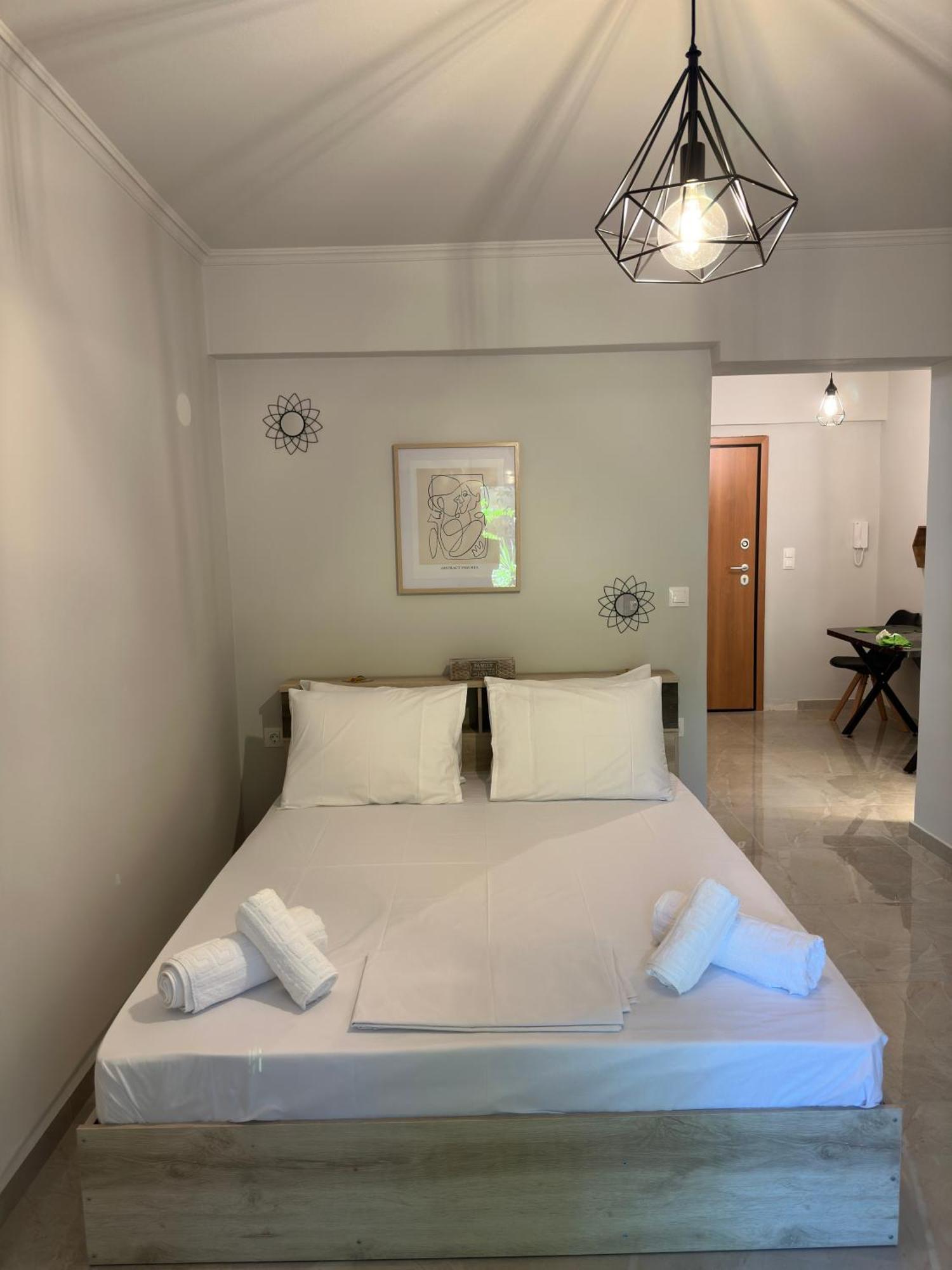 Just For Two Apartment เอเธนส์ ภายนอก รูปภาพ